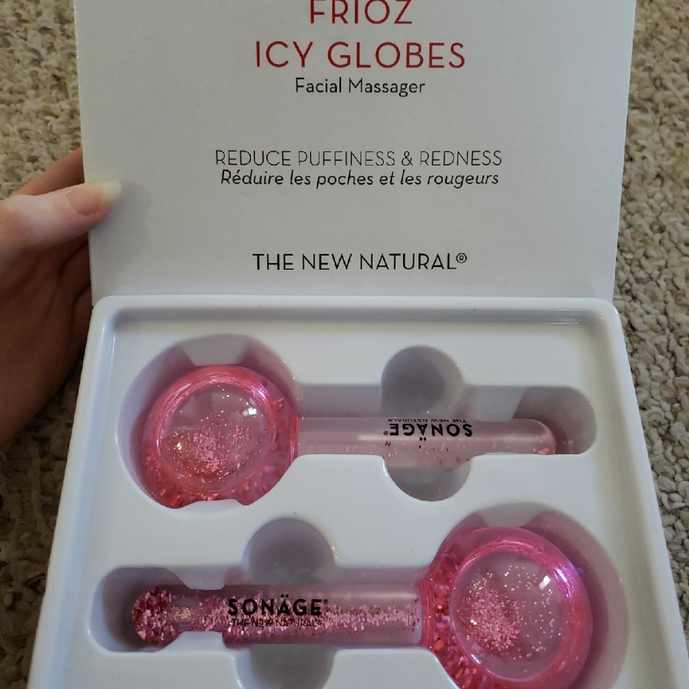 Facial massager